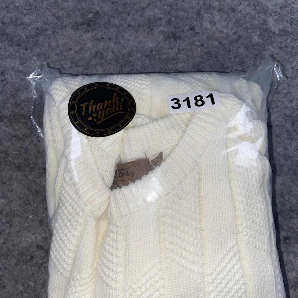 VTG Textured South Bay Mens‎ L Ivory Golf Alaska Embroidered Sweater Knit Preppy